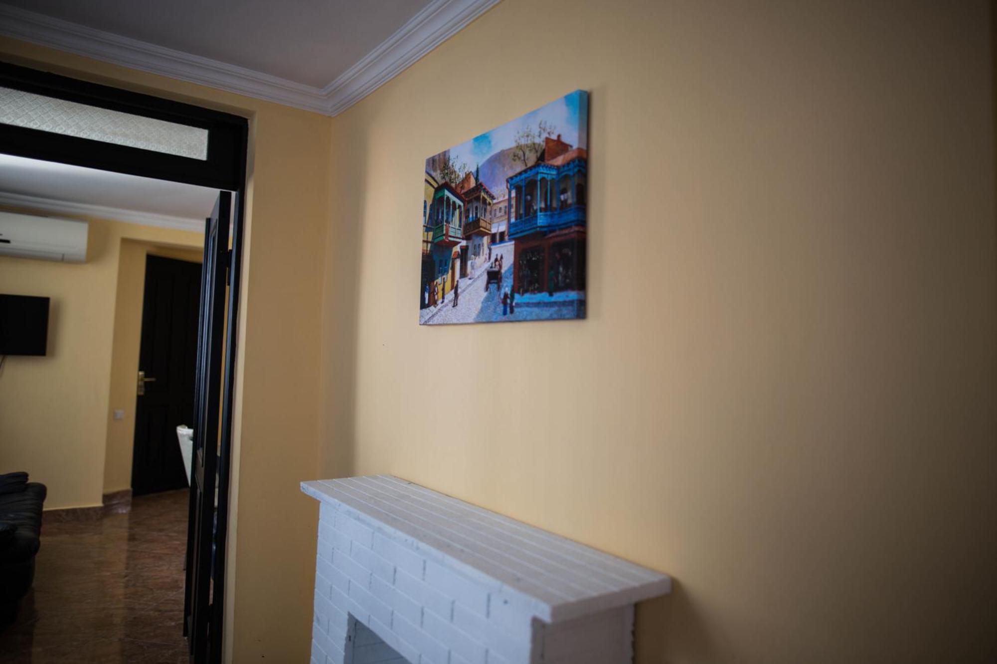 Central Apart-Hotel Batumi Phòng bức ảnh