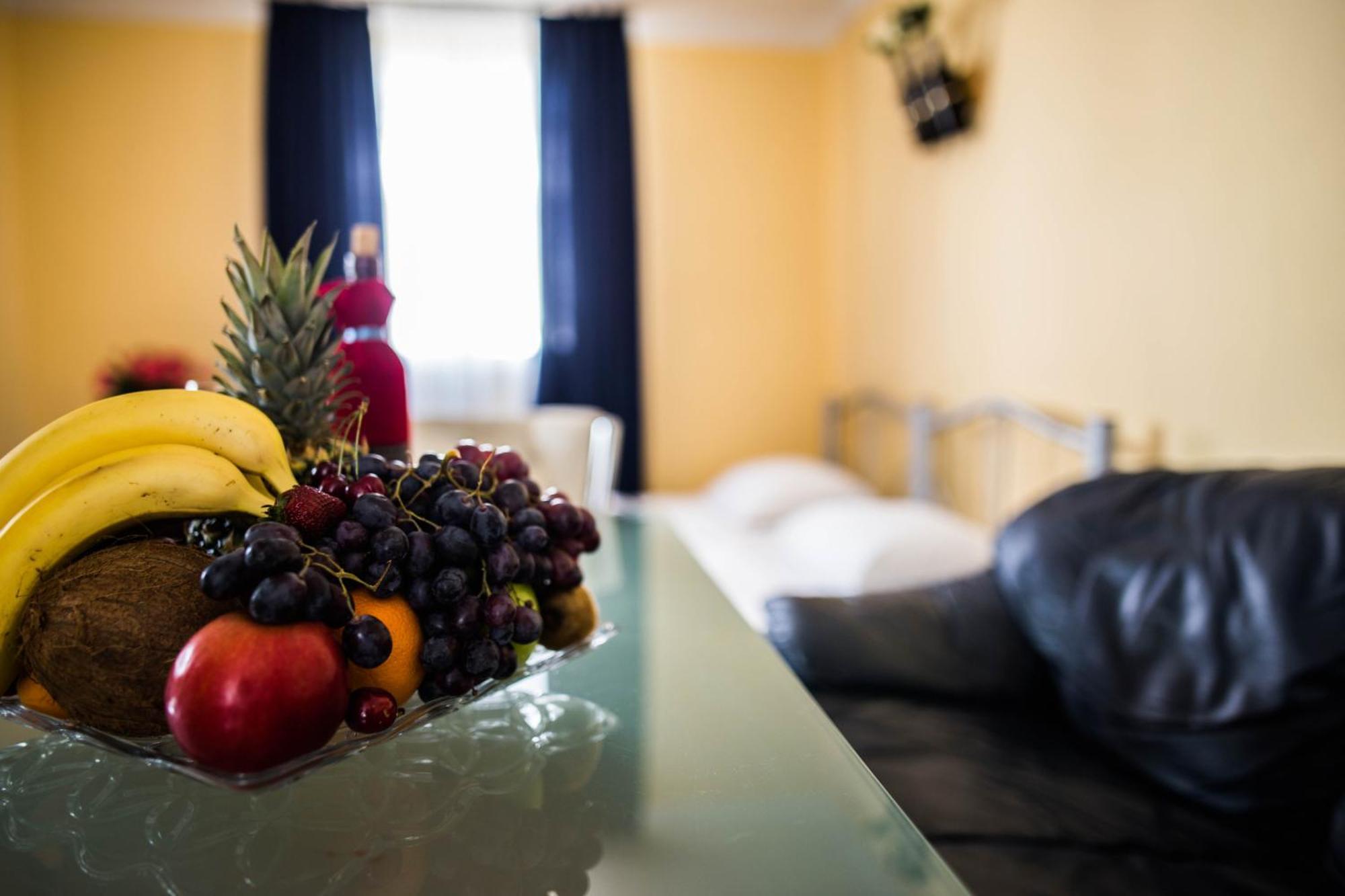 Central Apart-Hotel Batumi Phòng bức ảnh