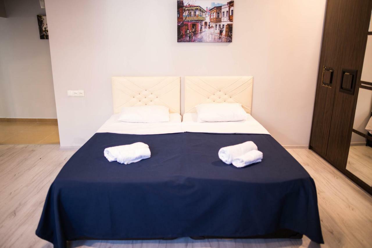 Central Apart-Hotel Batumi Ngoại thất bức ảnh