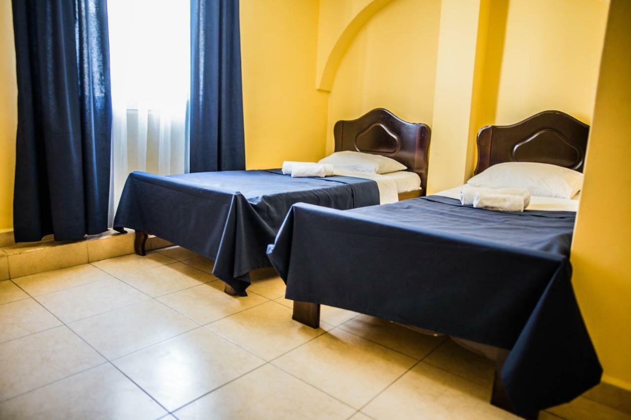 Central Apart-Hotel Batumi Ngoại thất bức ảnh