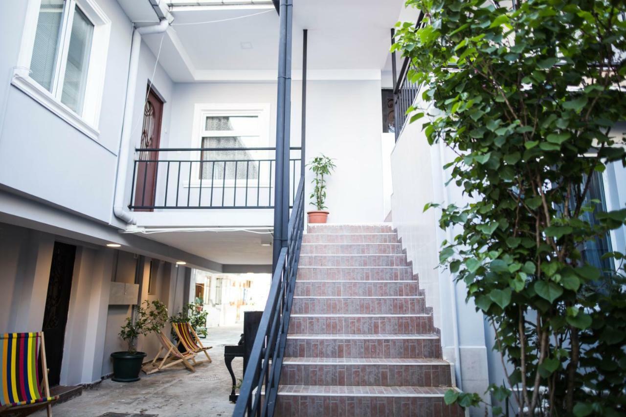 Central Apart-Hotel Batumi Ngoại thất bức ảnh