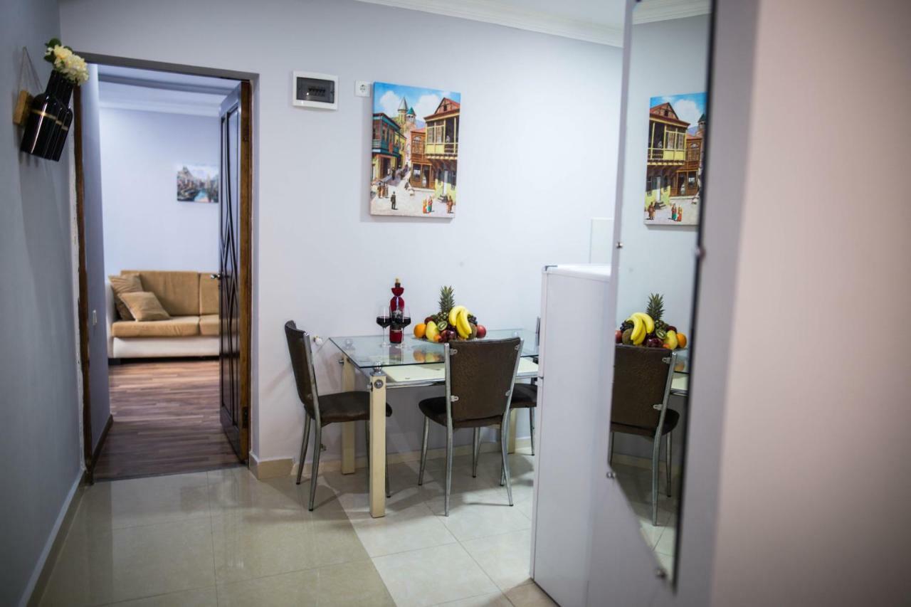 Central Apart-Hotel Batumi Ngoại thất bức ảnh