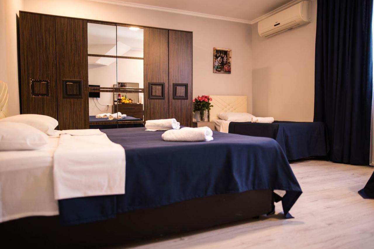 Central Apart-Hotel Batumi Ngoại thất bức ảnh