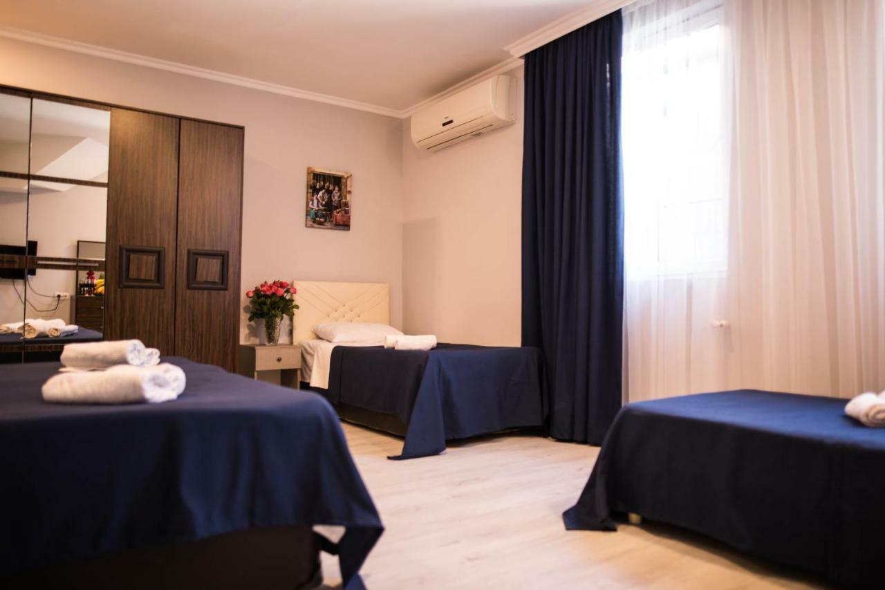 Central Apart-Hotel Batumi Ngoại thất bức ảnh