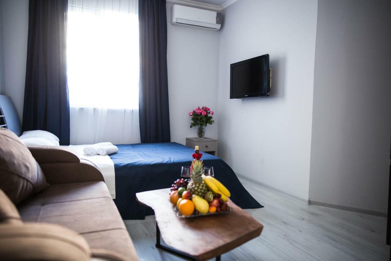 Central Apart-Hotel Batumi Ngoại thất bức ảnh
